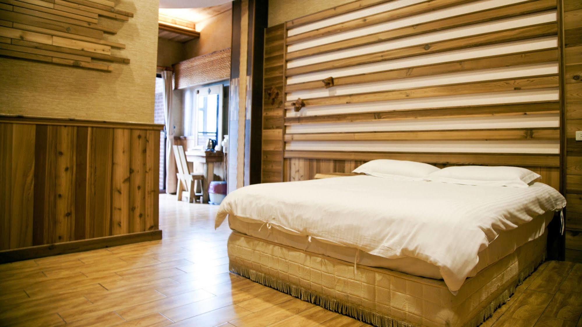 Spring Ground Resort Ренай Екстериор снимка
