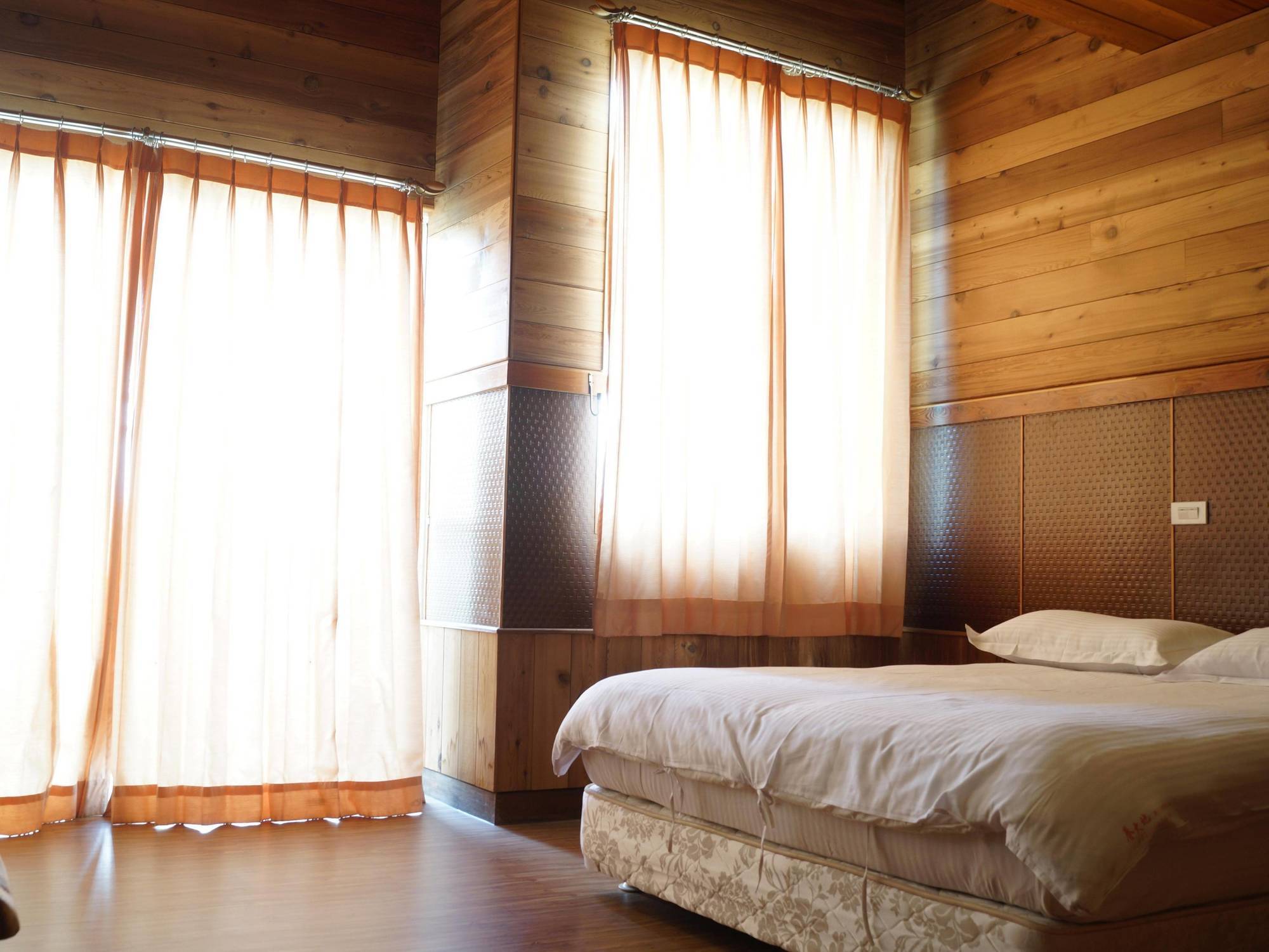 Spring Ground Resort Ренай Екстериор снимка